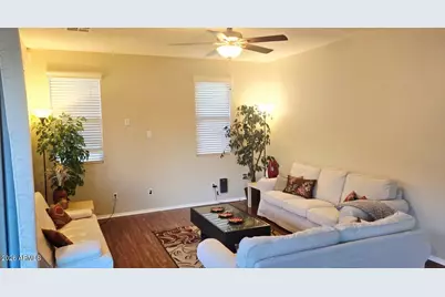 121 W Hackberry Drive, Chandler, AZ 85248 - Photo 2