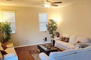 121 W Hackberry Dr, Chandler, AZ 85248 - Photo 2