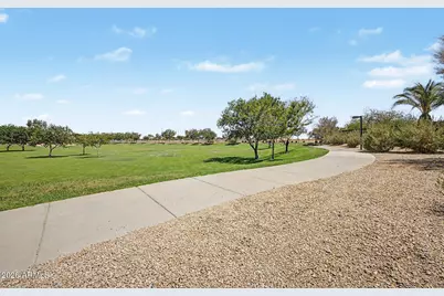 15250 W Becker Lane, Surprise, AZ 85379 - Photo 54