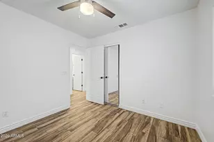 3545 E Utopia Rd, Phoenix, AZ 85050 - Photo 22
