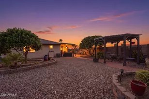 2304 S Acanthus, Mesa, AZ 85209 - Photo 2