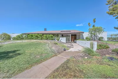 560 E Campina Drive, Litchfield Park, AZ 85340 - Photo 1