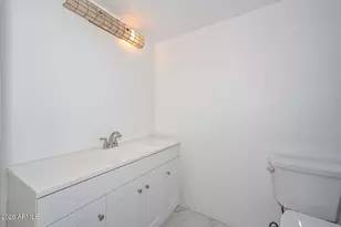 560 E Campina Dr, Litchfield Park, AZ 85340 - Photo 28