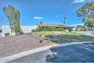 560 E Campina Drive, Litchfield Park, AZ 85340 - Photo 2
