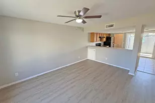 19601 N 7th St, Phoenix, AZ 85024 - Photo 4