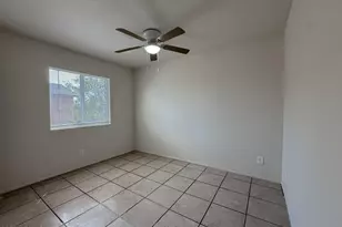 641 N 30th St, Phoenix, AZ 85008 - Photo 12