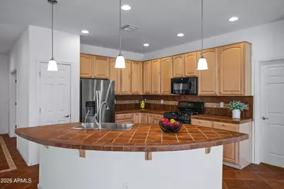 42406 W Falling Star Drive, Maricopa, AZ 85138 - Photo 6