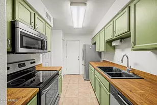 743 E Pepper Dr, Casa Grande, AZ 85122 - Photo 2