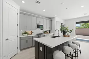 17387 W Carlisle Dr, Surprise, AZ 85388 - Photo 10