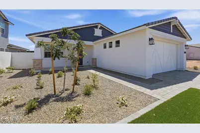 17767 W Crawfordsville Drive, Surprise, AZ 85388 - Photo 2