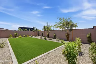17767 W Crawfordsville Dr, Surprise, AZ 85388 - Photo 30