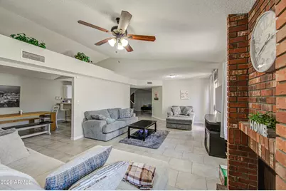10025 W Sells Drive, Phoenix, AZ 85037 - Photo 8