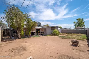2402 N 36th Pl, Phoenix, AZ 85008 - Photo 6