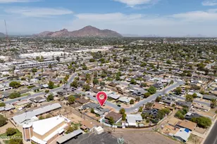 2402 N 36th Pl, Phoenix, AZ 85008 - Photo 2