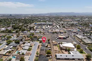 2402 N 36th Pl, Phoenix, AZ 85008 - Photo 26