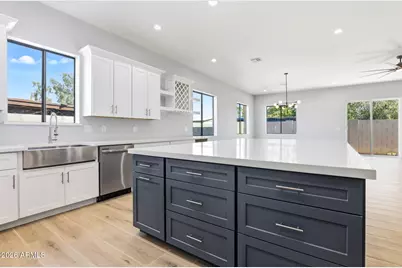 415 S Robert Road S, Tempe, AZ 85281 - Photo 22