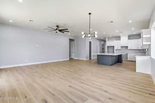 415 S Robert Road S, Tempe, AZ 85281 - Photo 14