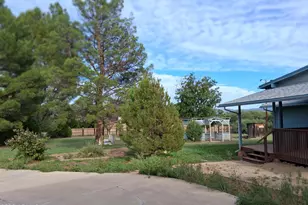 593 E Lamarcia Dr, Camp Verde, AZ 86322 - Photo 2