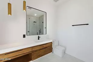 3106 N Valencia Ln, Phoenix, AZ 85018 - Photo 30