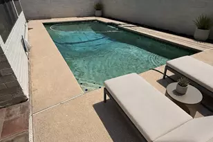 815 E Cavalier Dr, Phoenix, AZ 85014 - Photo 32