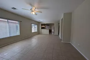 2363 N Smithsonian Dr, Florence, AZ 85132 - Photo 2