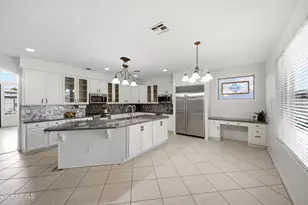 22422 N 80th Ln, Peoria, AZ 85383 - Photo 10