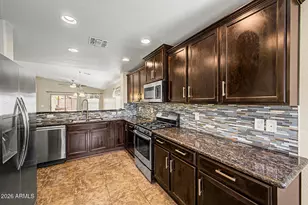 3915 S 186th Ln, Goodyear, AZ 85338 - Photo 4