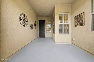 2724 E Bridgeport Pkwy, Gilbert, AZ 85295 - Photo 6