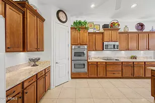 2724 E Bridgeport Pkwy, Gilbert, AZ 85295 - Photo 12