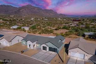 3909 South Veronica Lane, Gold Canyon, AZ 85118 - Photo 2