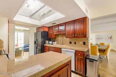 5512 E Charter Oak Road, Scottsdale, AZ 85254 - Photo 18