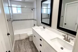 2220 E Heatherbrae Dr, Phoenix, AZ 85016 - Photo 12