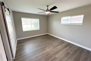 2220 E Heatherbrae Dr, Phoenix, AZ 85016 - Photo 10