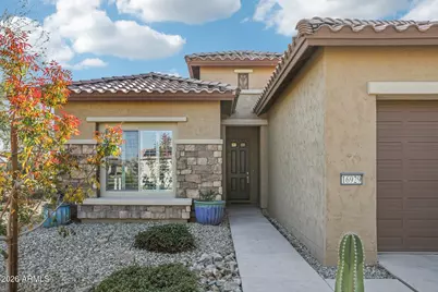 16929 W Cambridge Avenue, Goodyear, AZ 85395 - Photo 2