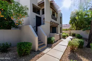 7300 N Dreamy Draw Dr, Phoenix, AZ 85020 - Photo 1