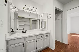 7300 N Dreamy Draw Dr, Phoenix, AZ 85020 - Photo 16