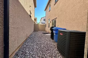 2477 N 73rd Dr, Phoenix, AZ 85035 - Photo 24