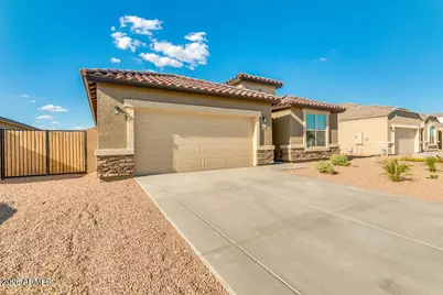 13634 W Briles Road, Peoria, AZ 85383 - Photo 2