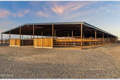 46629 W Luray Road, Wickenburg, AZ 85390 - Photo 110