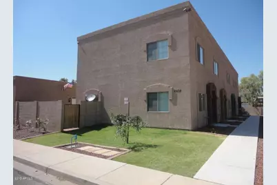 2838 E Tracy Lane #Unit 2, Phoenix, AZ 85032 - Photo 1