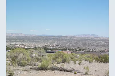 1680 Buena Vista Drive #16, Clarkdale, AZ 86324 - Photo 4