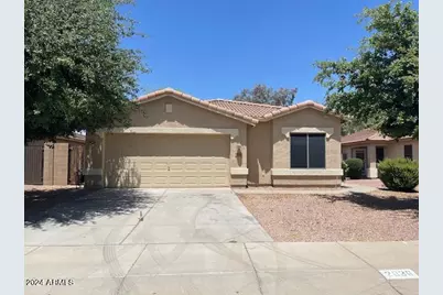 2036 W Hayden Peak Drive, San Tan Valley, AZ 85144 - Photo 1