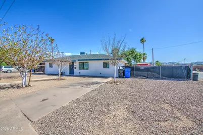 1901 E Encinas Lane, Phoenix, AZ 85040 - Photo 4