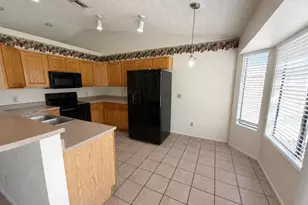 7203 W Kimberly Way, Glendale, AZ 85308 - Photo 6