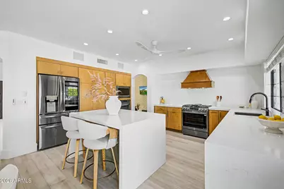 5418 E Michelle Drive, Scottsdale, AZ 85254 - Photo 22