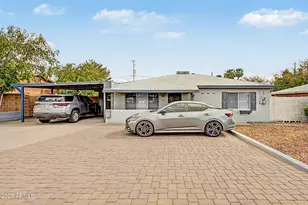 813 E Glendale Ave, Phoenix, AZ 85020 - Photo 2