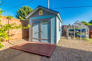813 E Glendale Ave, Phoenix, AZ 85020 - Photo 24