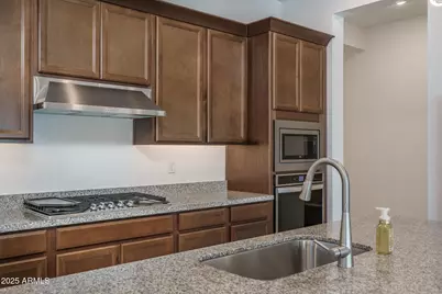 14084 W Desert Flower Drive, Goodyear, AZ 85395 - Photo 4