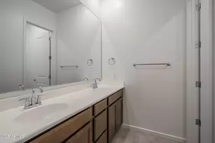 14084 W Desert Flower Dr, Goodyear, AZ 85395 - Photo 16