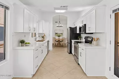 19532 N 88th Drive, Peoria, AZ 85382 - Photo 2